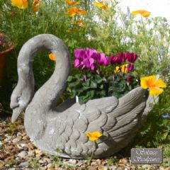 Europa Leisure Swan Planter