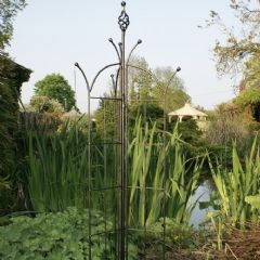 Poppyforge Regent Obelisk
