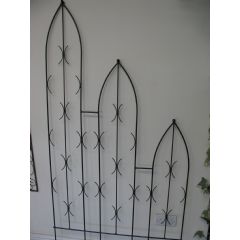 Poppyforge Gothic Sloping Climbing Screen