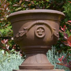 The Garden Feature Collection Rockingham Urn - Antique Rust - W44cm x D44cm x H41cm