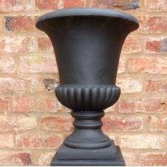 The Garden Feature Collection Redmile Urn - Black - W33cm x D33cm x H45cm
