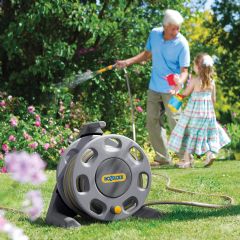 Hozelock 30m Freestanding Hose Reel With 15m Hose