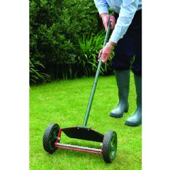 Bosmere Lawn Scarifier