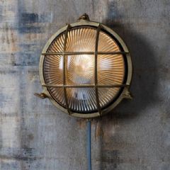 Garden Trading Devonport Round Bulkhead Light - Brass