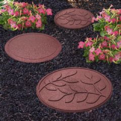 Greenfingers Recycled Rubber Leaf Stepping Stone - Terracota