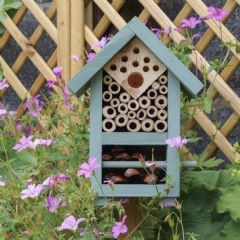 Wildlife World Bee & Bug House