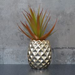 Candlelight Pineapple Pot With Plant
