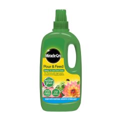 Miracle-Gro Pour & Feed RTU Plant Food - 1L