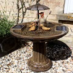 Smart Garden Duck Family Umbrella Fountain - Bronze Effect