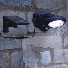 Smart Garden Solar Wall Spot Security Light - With Motion Detector